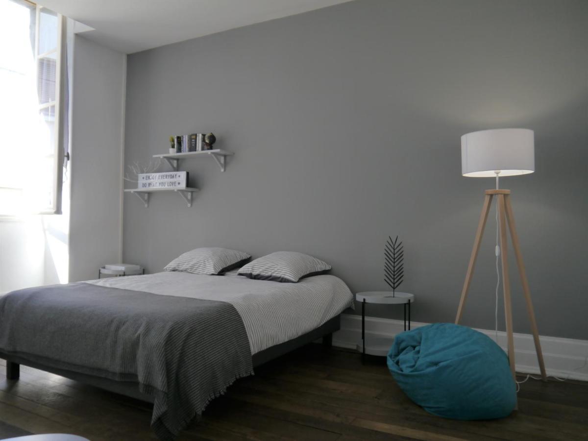 Appartement Hypercentre Tarbes - 2 Grandes Chambres Bagian luar foto